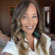 The Cadbury Bunny hopped into Donut Bar this morning! 🐰🍩 🐣 Check out the  Cadbury Donuts today!!! #DonutBar #BestDonutsInTheWorld