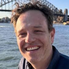 Douglas Greig (@DouglasGreig2)