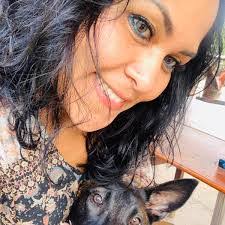 Dina Murillo's Instagram, Twitter & Facebook