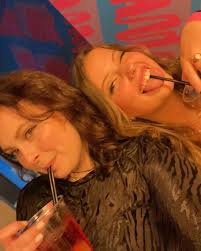 Alyssa Yates (@akyatess) • Instagram photos and videos