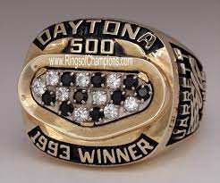 Championship rings are given to members of winning sports teams in many college tournaments and professional leagues across north america. 1993 Nascar Daytona 500 Winners 10k Gold Championship Ring