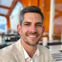 Brad Mayer's Instagram, Twitter & Facebook