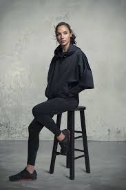 Select from premium gal gadot photoshoot of the highest quality. Celebrity Photoshoot Gal Gadot Photoshoot For Reebok S Thermowarm Collection 2018 Justfabzz