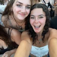 hey y'all! my name is abigail and i'm from dallas, tx. i'm hoping to major  in aerospace engineering at Case. i listen to mostly indie/alt and folk  music but am a big