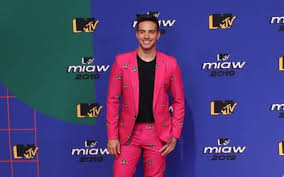 Mira las mejores peliculas online. Vadhir Derbez Descubre Sus Habilidades Como Mesero En Nueva Pelicula Noticias Deportes Gossip Columnas El Sol De Mexico