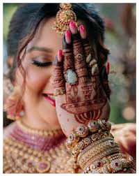 The sweetness of new beginnings at Kochi, Kerala! Just like every outlet of  Fingertips, this one is drenched in luxury, located in a posh area, easily  accessible and fully functional to pamper