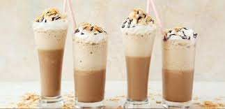 Frappe Soguk Kahve Turlerinden Biridir Ustu Kopuk Ile Kapli Olan Soguk Kahve Hazir Kahveden Nesca Frappe Hazir Kahve Tatli Kurabiye