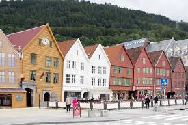 Informatie over wonen, werken en vrije tijd in bergen. Bergen Hanseviertel Bryggen Stadtzentrum Unterwegsblog