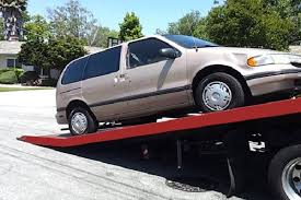Cash4your junkcars.com has helped many florida's drivers upgrade their car. Flat Deck Towing Benefits Car Owners Can Enjoy Towing Service Towing Flatbed Towing