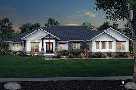 Ranch Style House Plan 80814 With 3 Bed 4 Bath 3 Car Garage Ranch Style House Plans Modern Farmhouse Plans Ranch Style Homes