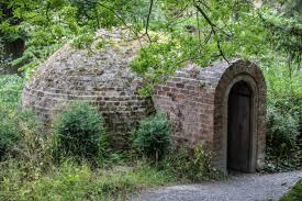 450+ Icehouse Stock Photos, Pictures ...