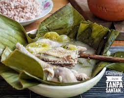 Bungkus daun pisang berbentuk tum artikel ini telah tayang di sajian sedap dengan judul, resep garang asem ayam enak ini punya. Diah Didi S Kitchen Garang Asem Ayam Tanpa Santan