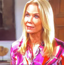 Paulette Geiger's Instagram, Twitter & Facebook