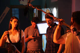 Bundan yaklaşık 4 yıl önce hayatımda her şey ters gitmeye başladı. Kizim Ve Ben Filminin Cekimleri Basladi