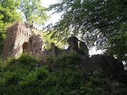 ˈʔɛŋlɪʃɐ ˈɡaʁtn̩, english garden) is a large public park in the centre of munich, bavaria, stretching from the city centre to the northeastern city limits. Englischer Garten Eulbach Odenwald Erleben