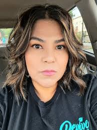 Noelle Dorsey's Instagram, Twitter & Facebook