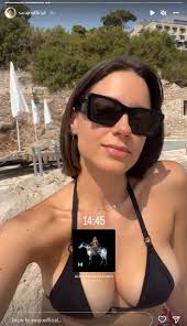 Sara Jo nikad provokativnija na plaži: Bujne grudi u prvom planu FOTO