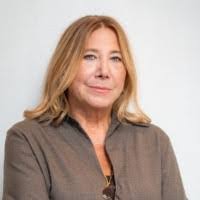 Karen Suen's Instagram, Twitter & Facebook