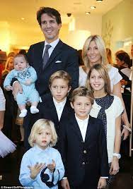 Pavlos (yunanistan veliaht prensi) (tr); Crown Princess Marie Chantal Crown Prince Pavlos Aristide Stavros Odysseas Kimon Constantine Alexio Greek Royal Family Marie Chantal Royal Family Of Greece