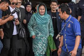 Rosmah mansor membuat panggilan kepada suaminya najib abdul razak dengan nada marah pada 27 julai 2016 melalui. Rosmah Sekali Lagi Didakwa Najib Gagal Dalam Rayuan Kesnya Beritabenar