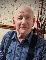 Arthur Mast's Instagram, Twitter & Facebook