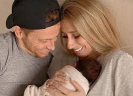 Stacey Solomon Shares Moment Daughter Rose Met Baby Sister