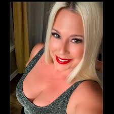 Hi ladiessss I'm new here and just starting my little journey, I have the  hardest time gaining weight no matter how much I snack, eat full meals and  supplement when I don't