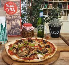 In this video i share with you my homemade pizza dough recipe and i'll show you how to make 2 authentic italian pizza recipes. Sydney S Best Pizza Month Made In Italy