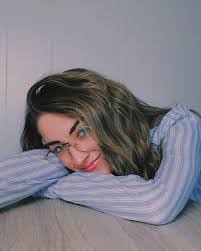 Caitlin Marie's Instagram, Twitter & Facebook