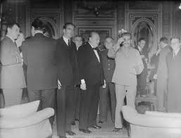 Posts about konferencja w teheranie 1943 written by tajne archiwum watykańskie. Konferencja W Teheranie To Wtedy Alianci Oddali Polske Stalinowi Wielkahistoria