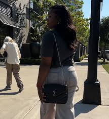 Leader of the Good Vibes Tribe 😎❤️🤞🏾