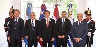 Así lo confirmó su presidente sebastián piñera. Mundial 2030 Macri Se Reunio Con Los Presidentes De Chile Uruguay Y Paraguay Y Hubo Una Pequena Disidencia Por El Escenario De La Final