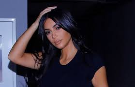 2090 x 3000 jpeg 707 кб. All The Times Kim Kardashian Showed Her Real Hair Color Cafemom Com