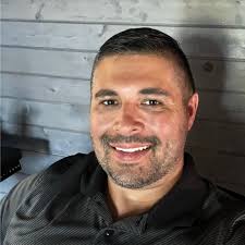 Stories from our #ProudlyUNB alumni community