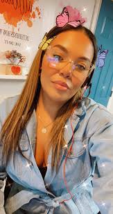 Celina Bean's Instagram, Twitter & Facebook