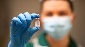 Как в вакцине pfizer, так и в вакцине moderna используется новая технология иммунизации, основанная на так называемой матричной или информационной рибонуклеиновой кислоте (мрнк, англ. Gincburg Vakcina Pfizer Mozhet Byt Protivopokazana Lyudyam S Allergiej Rt Na Russkom