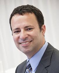 Dental attention for Holocaust survivors