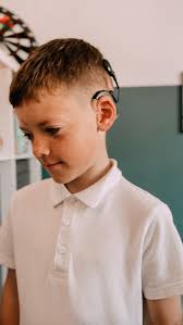 This #deafawarenessweek I thought it would be cool to share a little bit  more about my 9 year old tweenager Harry and life as a deaf child 🦻🏼 ,  Harry’s morning starts much like any other ...