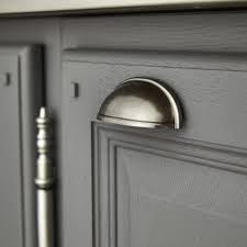 Poignee De Meuble Cup Gris Argent En Acier Mat Entraxe 64 Mm Poignee Meuble Gris Argent Meuble Acier