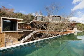 One pressing issue many homeowners face, especially in the sacramento and folsom areas, is how to landscape steep hills in their yards. Slope House 111 Fresh Hillside Home Design Ideas 333 Images Artfacade