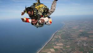 Are there age restrictions to do a skydive? 7 Best Places For Skydiving In Canada To Treat The Adventure Junkie In You