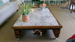 Moroccan Inspired Pallet Coffee Table 1001 Pallets In 2020 Tiled Coffee Table Coffee Table Design Diy Coffee Table