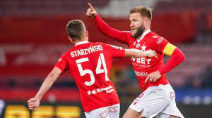 Jun 30, 2021 · piotr w napoli i kadrze polski, paweł w widzewie dariusz kuczmera 30 czerwca 2021, 10:21 paweł zieliński walczy z bartłomiejem poczobutem i pawłem tomczykiem fot. Wisla Krakow Zagra Jubileuszowy Mecz Z Napoli Polsat Sport