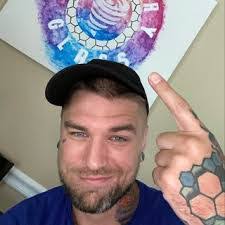 Ben Gentry's Instagram, Twitter & Facebook