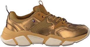 A fun pair of flats can make any casual outfit pop. Tommy Hilfiger Gold Sneakers Metallic Tommy Chunky Sneaker Dark Gold Women S Shoes Differenta Com