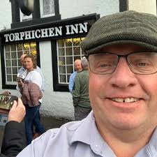 Dee Elder (@DeeElder)