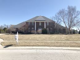 Incredible Home In Perrysburg Online Auction Residential Real Estate Outdoor Patio Real Estate Auction