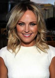 Good Hairstyles For Big Foreheads Hairstyleku Haircut For Big Forehead Big Forehead Cool Hairstyles