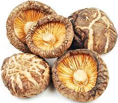 Polakom grzyby shiitake, zwane niekiedy poku, wydają się egzotycznym produktem. Suszone Grzyby Shitake Po Ku Wietnamskie 100g Green Pagoda Sushi Sklep Pl