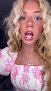 Jenna Macdonald's Instagram, Twitter & Facebook